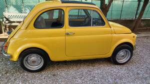 Image 7/8 of FIAT 500 L (1971)