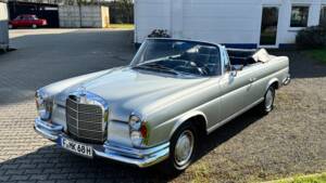 Immagine 6/12 di Mercedes-Benz 280 SE (1968)