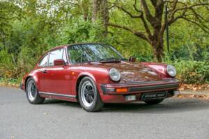 Image 2/50 de Porsche 911 SC 3.0 (1982)