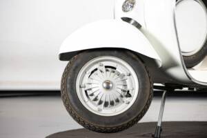 Immagine 24/50 di Piaggio Vespa 50 SS (1966)