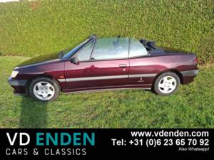 Bild 54/69 von Peugeot 306 1.8 (1996)