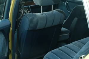 Image 20/76 of Mercedes-Benz 350 SEL (1977)
