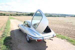 Bild 6/38 von Jaguar E-Type (2+2) (1968)
