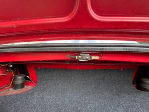 Bild 8/68 von Alfa Romeo 1.6 Spider (1988)