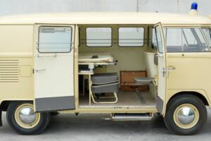 Bild 21/37 von Volkswagen T1 Kastenwagen (1966)