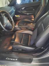Bild 3/6 von Porsche 911 Carrera 4 (2005)