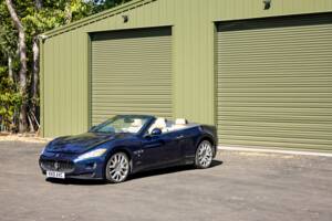 Bild 10/36 von Maserati GranCabrio 4.7 (2010)