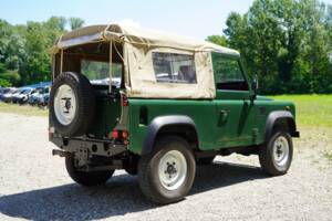 Image 40/64 of Land Rover Defender 90 Td5 (1999)