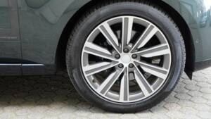 Image 27/61 of Land Rover Range Rover D350 (2025)
