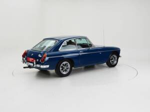 Immagine 2/15 di MG MGB GT (1973)