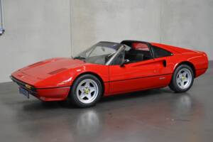 Image 11/48 of Ferrari 308 GTS (1980)