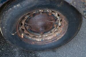 Image 20/134 of Ford V8 (1937)