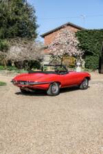 Image 9/41 de Jaguar E-Type (1968)