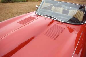 Bild 32/50 von Jaguar E-Type V12 (1974)