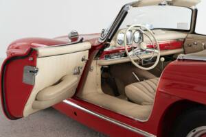 Image 30/47 de Mercedes-Benz 300 SL Roadster (1959)