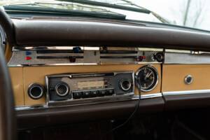 Bild 13/31 von Mercedes-Benz 230 SL (1966)
