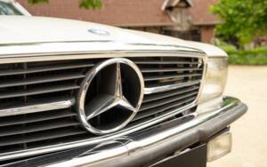 Imagen 24/86 de Mercedes-Benz 280 SL (1977)