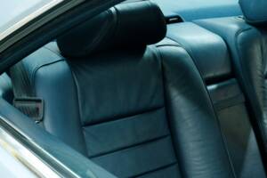 Image 35/50 of Mercedes-Benz 500 SEC (1982)