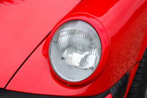 Image 27/50 of Porsche 911 Carrera 3.2 (1988)