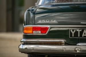 Obraz 6/10 pojazdu Mercedes-Benz 250 SE (1967)