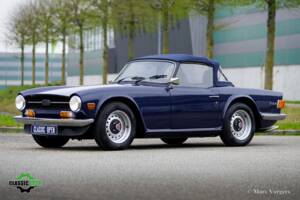 Image 30/42 of Triumph TR 6 PI (1972)