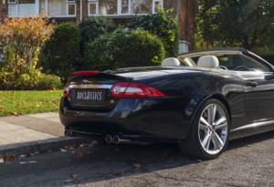Image 15/30 de Jaguar XKR (2009)