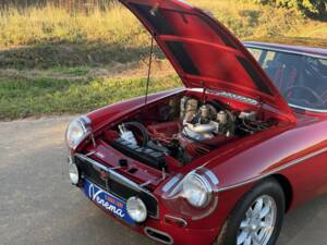 Immagine 18/18 di MG MGB GT (1970)
