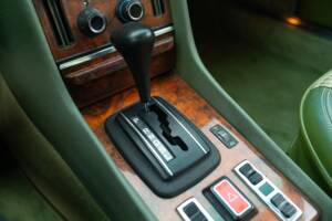 Image 42/50 de Mercedes-Benz 500 SLC (1984)