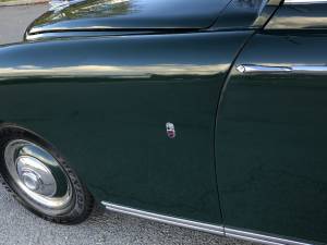 Image 18/50 of Lagonda 3 Litre MK I (1954)