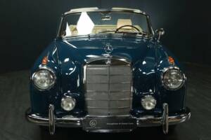 Afbeelding 9/50 van Mercedes-Benz 220 S Cabriolet (1957)