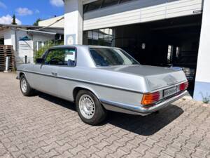 Image 48/61 of Mercedes-Benz 280 CE (1974)