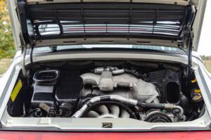 Bild 12/16 von Porsche 911 Carrera (1997)