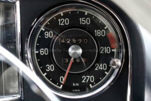 Image 24/38 de Mercedes-Benz 300 SL Roadster (1961)