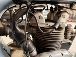 Bild 15/21 von Triumph DUMMY (1957)