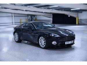 Imagen 35/50 de Aston Martin V12 Vanquish S Ultimate Edition (2007)