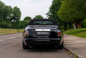 Immagine 9/29 di Rolls-Royce Phantom DHC (2008)