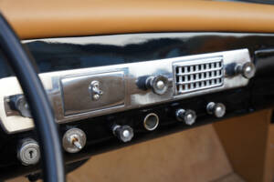 Image 39/50 of Nash-Healey Roadster (1953)