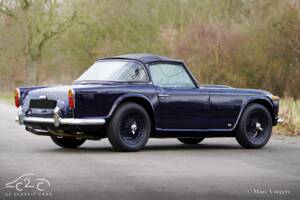 Image 33/45 of Triumph TR 4A (1966)
