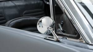 Image 14/15 of Ford Mustang 390 GTA (1966)