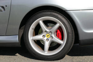 Image 34/50 of Ferrari 550 Maranello (1999)