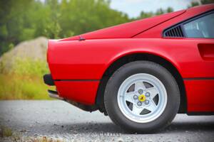 Bild 21/55 von Ferrari 308 GTBi (1981)