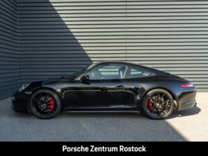 Bild 12/27 von Porsche 911 Carrera 4 GTS (2015)