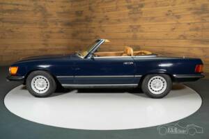 Image 17/19 of Mercedes-Benz 450 SL (1976)