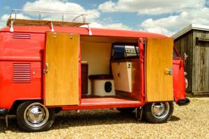 Image 13/50 of Volkswagen T1 panel van (1963)