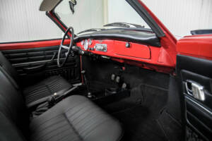 Afbeelding 12/50 van Volkswagen Karmann Ghia 1600 (1971)