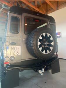 Bild 54/59 von Land Rover Defender 90 Works V8 "70th Edition" (2018)