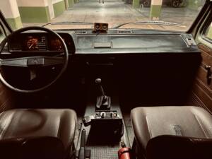Bild 2/6 von Volkswagen T3 Caravelle 2.1 (1989)