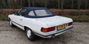 Afbeelding 9/33 van Mercedes-Benz 280 SL (1985)