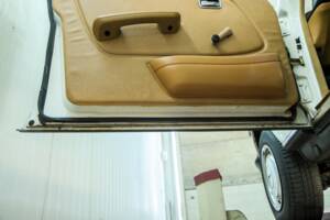 Image 43/50 of Mercedes-Benz 300 D (1980)