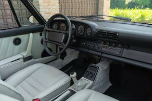 Bild 38/50 von Porsche 911 Carrera 4 (1990)